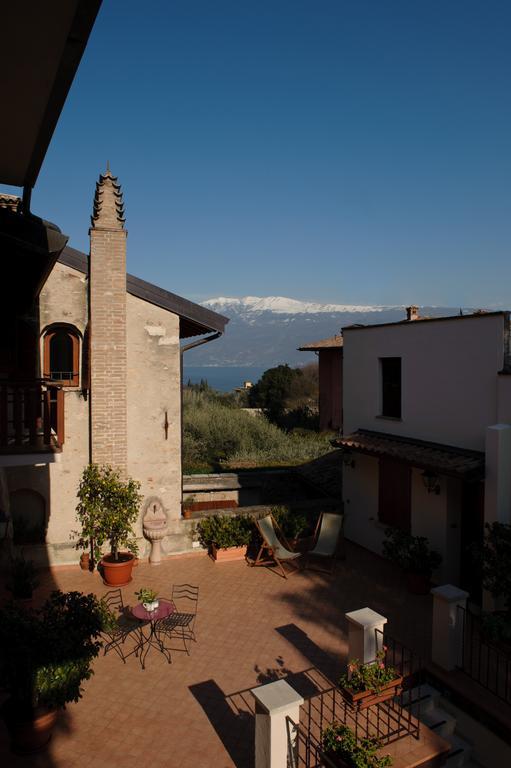 Albergo Locanda Cavallino Toscolano Maderno Oda fotoğraf